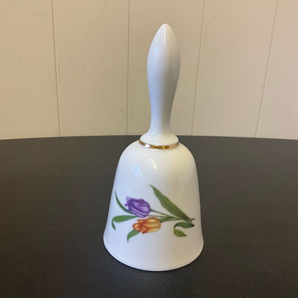 Vintage Bareuther Floral Bell Royal Porzellan Bavaria Germany